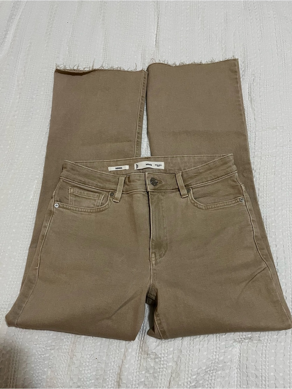 Mango Crop Flair Straight Jeans in Sand Sz 8 MNG Khaki Denim Raw Hem Stretch - Picture 7 of 11